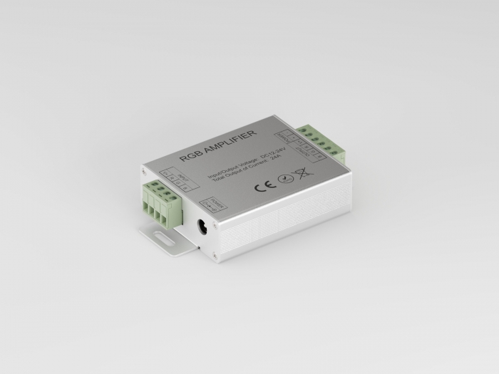 AM01-1 RGB WZMACNIACZ
